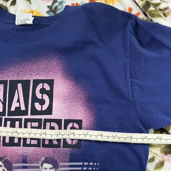 Jonas Brothers T-shirt Womens M 2009 Tour Purple Graphic Crewneck Tee - Picture 5 of 6